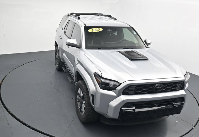 Used 2025 Toyota 4Runner TRD Sport AWD/4WD image 23