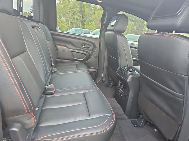 Used 2021 Nissan Titan PRO-4X w/ Pro-4x Convenience Package image 11