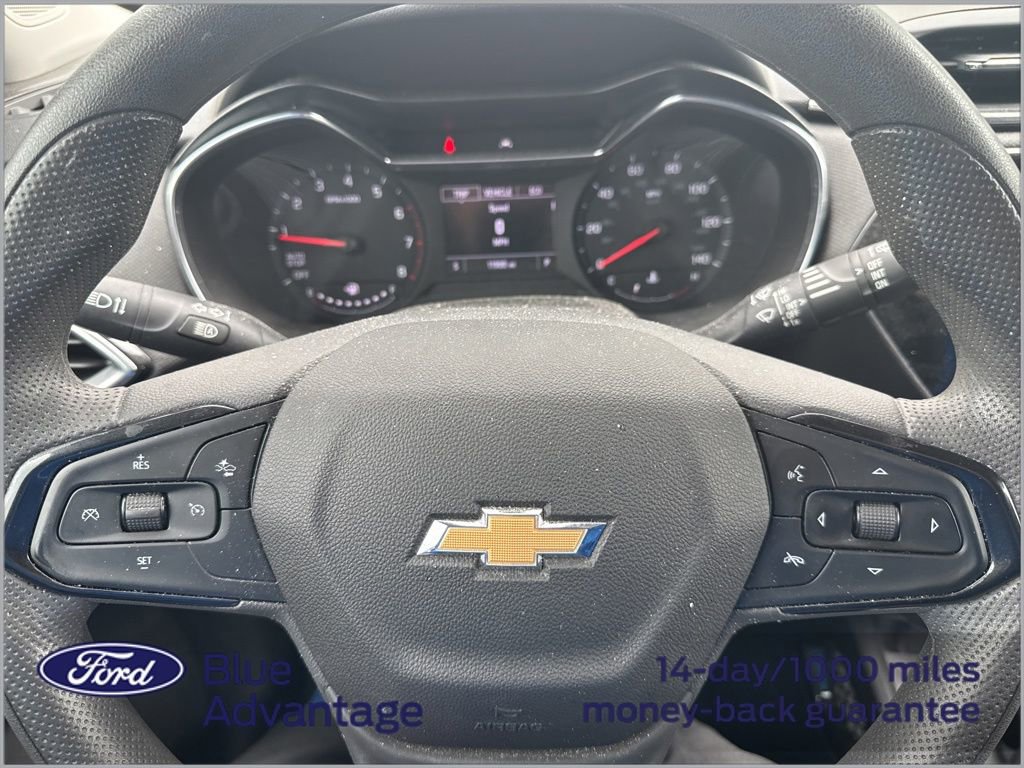Used 2021 Chevrolet TrailBlazer LT w/ Convenience Package FWD image 3
