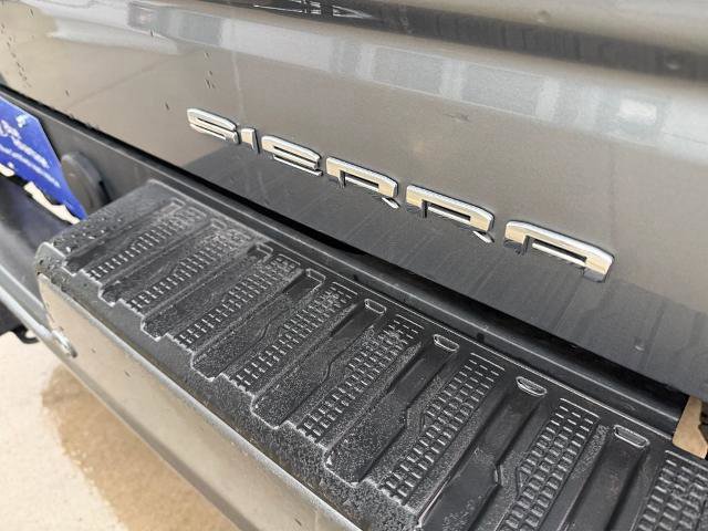 Used 2022 GMC Sierra 1500 Denali w/ Denali Reserve Package image 24