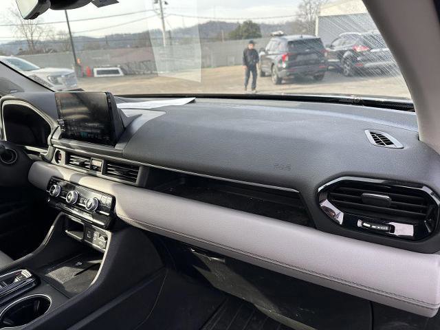 Used 2023 Honda Pilot Elite image 19