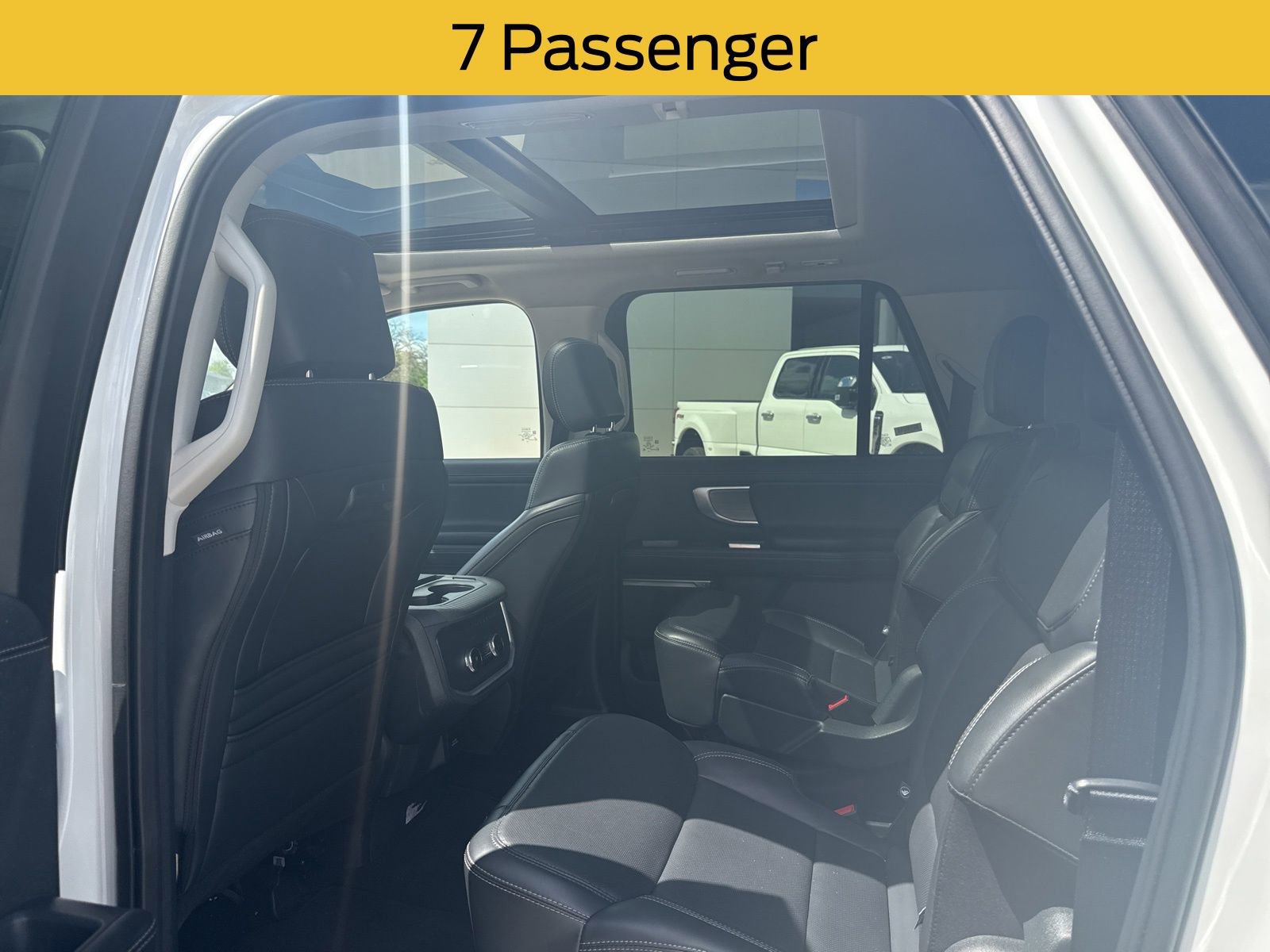 Certified 2025 Ford Expedition Max Platinum image 10