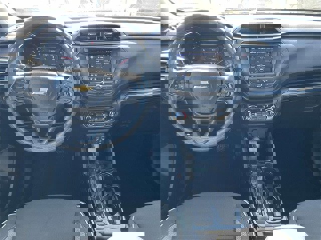 Used 2023 Chevrolet TrailBlazer LT image 4