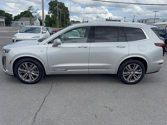 Used 2020 Cadillac XT6 Premium Luxury AWD/4WD image 2