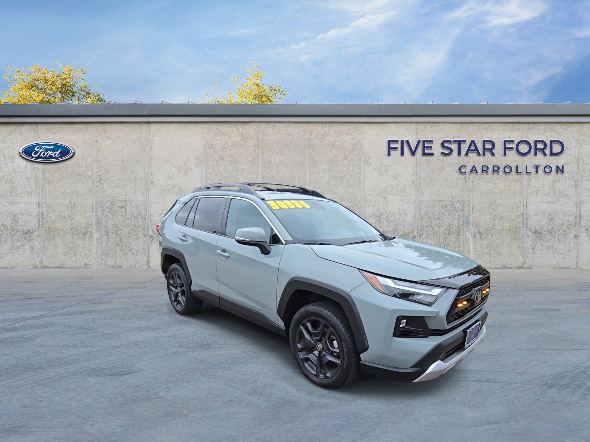 Used 2022 Toyota RAV4 Adventure AWD/4WD image 2