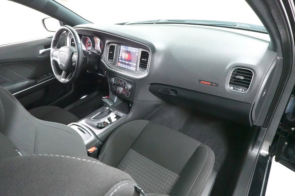 Used 2022 Dodge Charger Scat Pack RWD image 33