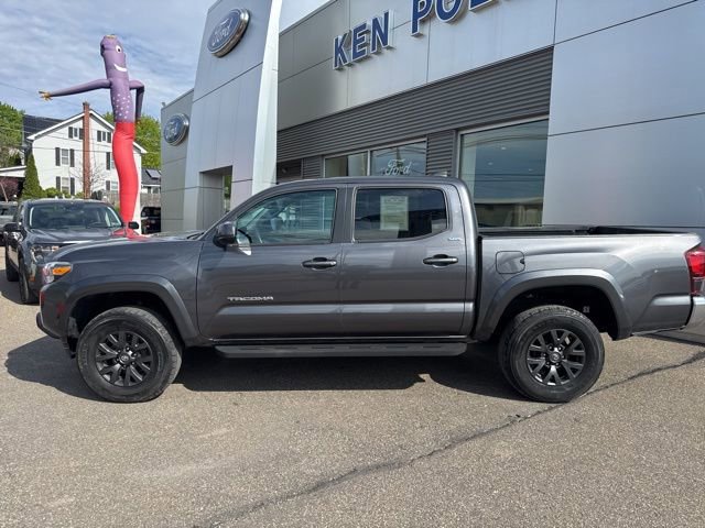 Used 2023 Toyota Tacoma SR5 AWD/4WD image 9