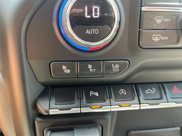 Used 2022 Chevrolet Silverado 1500 LTZ AWD/4WD image 15