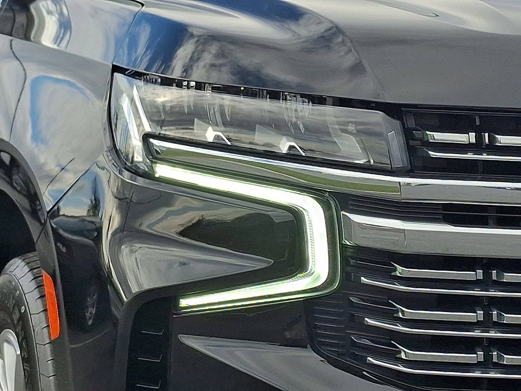 Used 2023 Chevrolet Tahoe Premier w/ Advanced Technology Package image 9