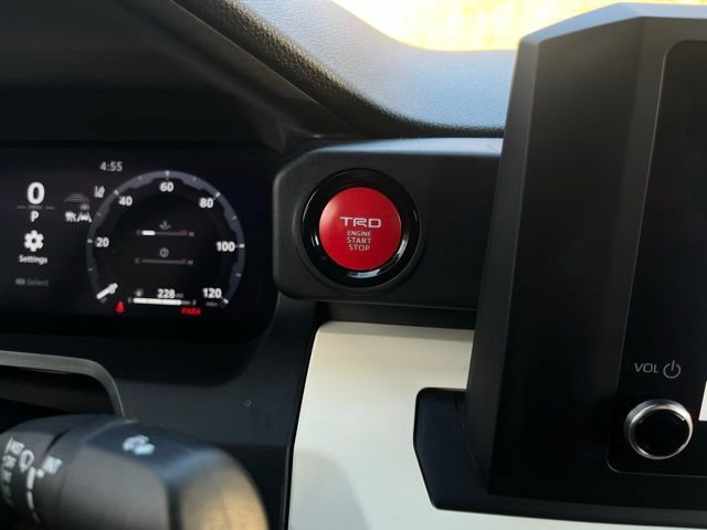 Used 2024 Toyota Tacoma TRD Sport image 27