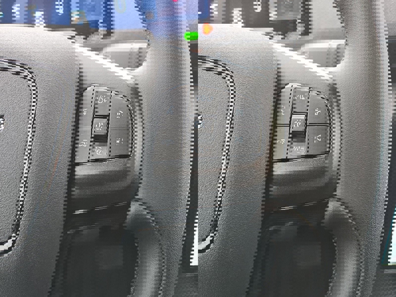 Certified 2025 Ford Mustang Mach-E Premium image 15