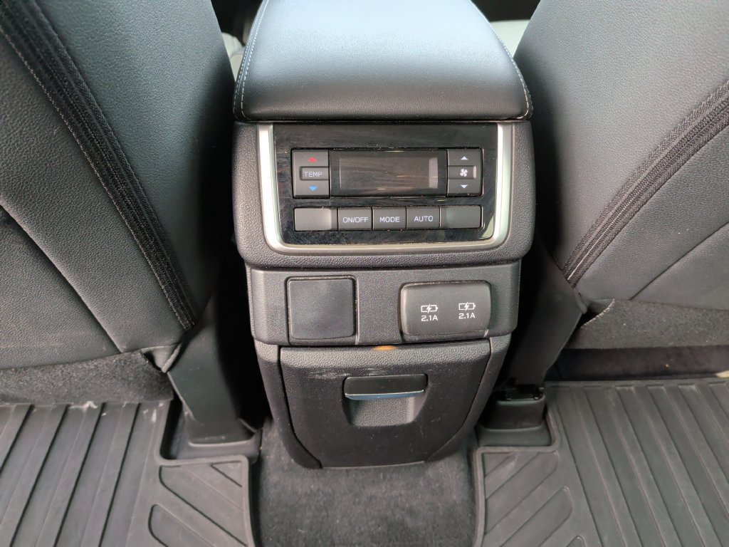 Used 2022 Subaru Ascent Onyx Edition AWD/4WD image 19