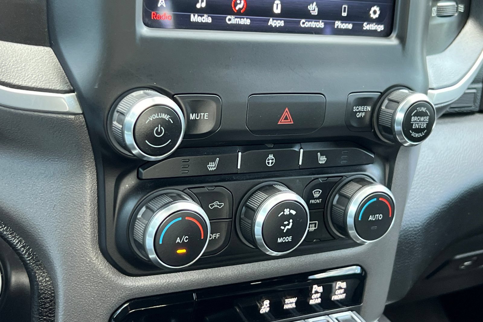 Used 2021 RAM 1500 Big Horn AWD/4WD image 21
