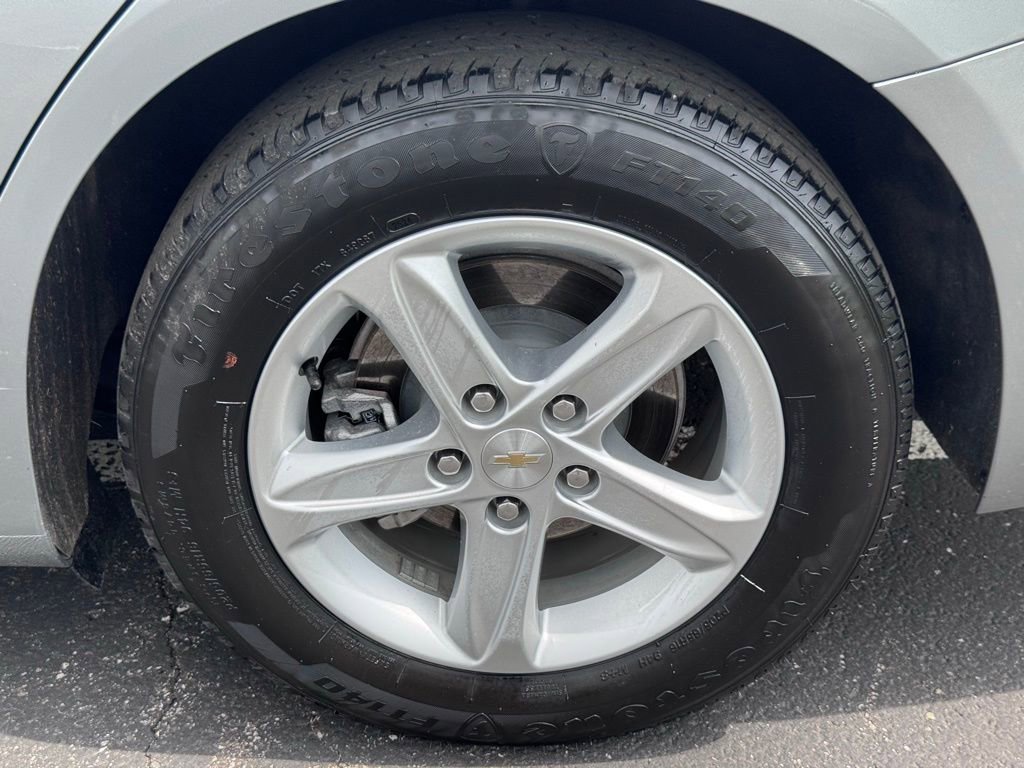 Used 2025 Chevrolet Malibu LS FWD image 43