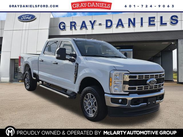 Certified 2025 Ford F350 XLT w/ FX4 Off-Road Package image 6