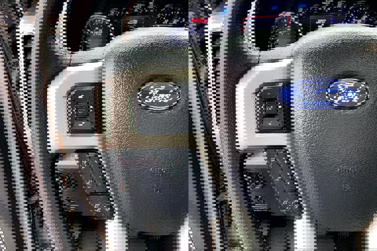 Certified 2022 Ford F350 Lariat w/ Lariat Ultimate Package image 21