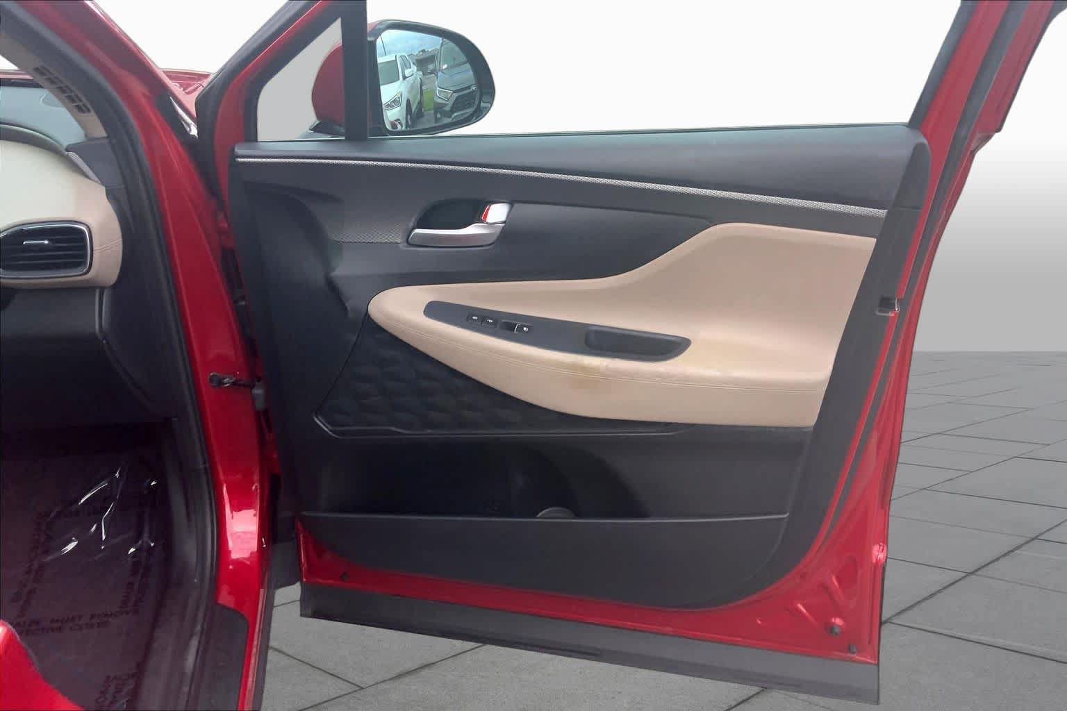 Used 2019 Hyundai Santa Fe SEL FWD image 21