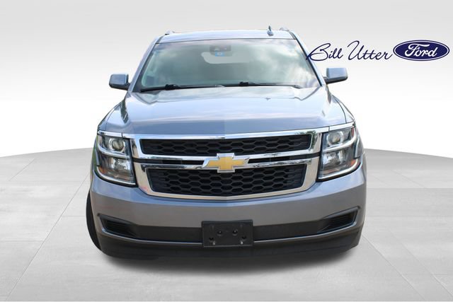 Used 2019 Chevrolet Suburban LT AWD/4WD image 2