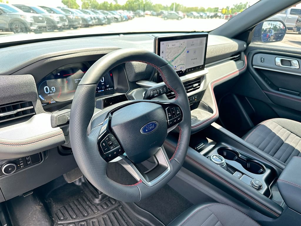 Certified 2025 Ford Explorer ST-Line w/ Premium Package RWD image 10