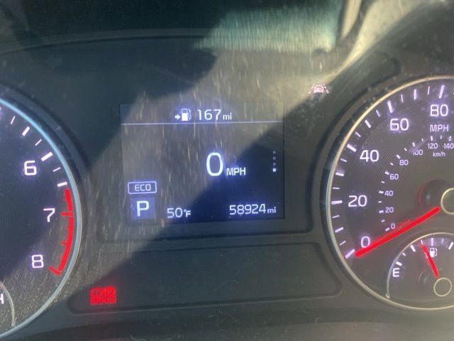 Used 2020 Kia Optima SE image 3