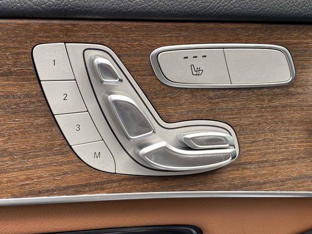 Used 2020 Mercedes-Benz GLC 300 image 21