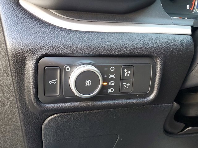 Certified 2021 Ford Explorer XLT w/ Equipment Group 202A image 15