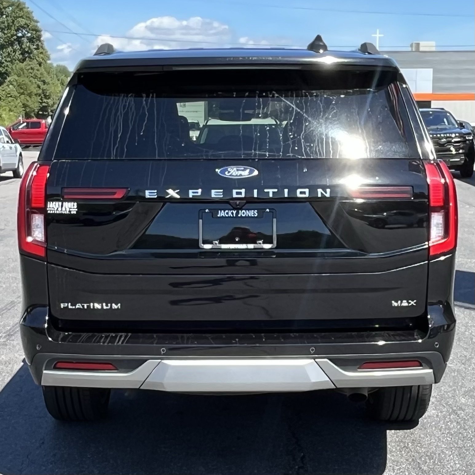 Certified 2025 Ford Expedition Max Platinum w/ Platinum Ultimate Package AWD/4WD image 7