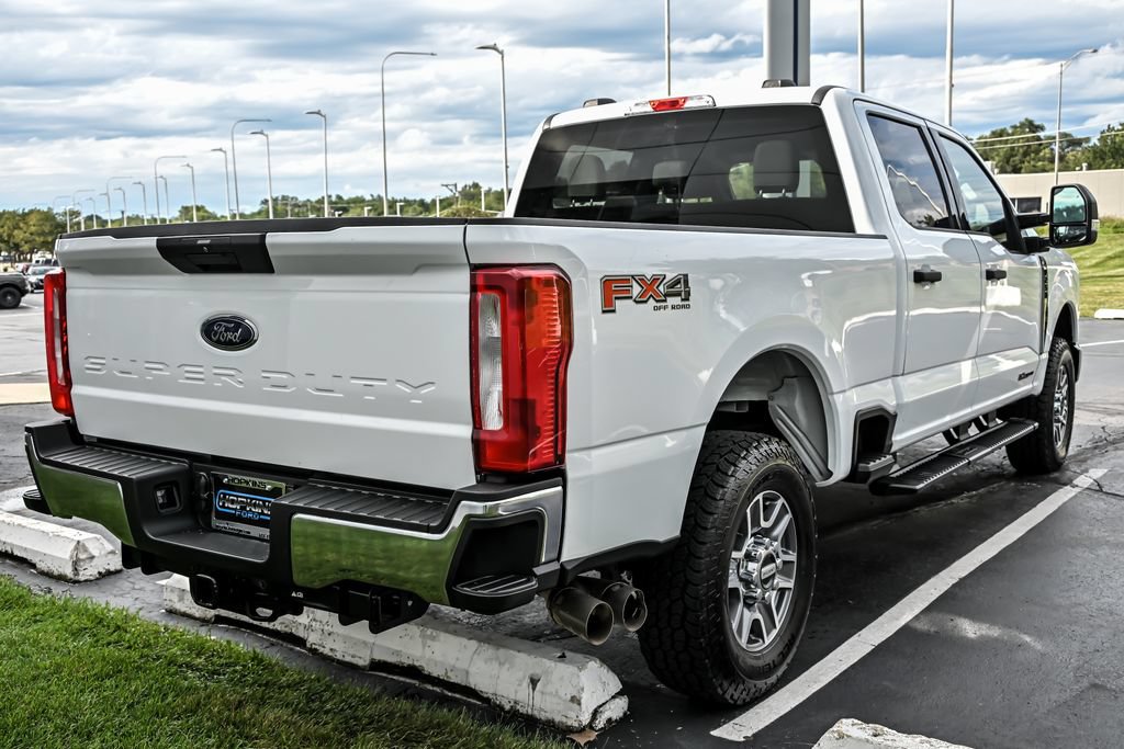 Certified 2025 Ford F250 XLT w/ FX4 Off-Road Package AWD/4WD image 8