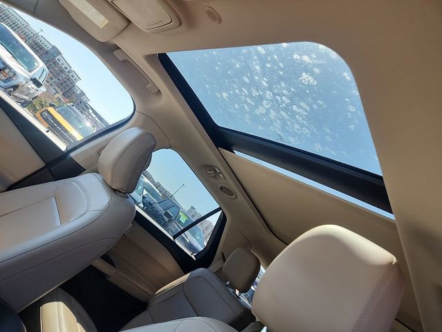 Certified 2022 Ford Explorer XLT w/ Equipment Group 202A image 21