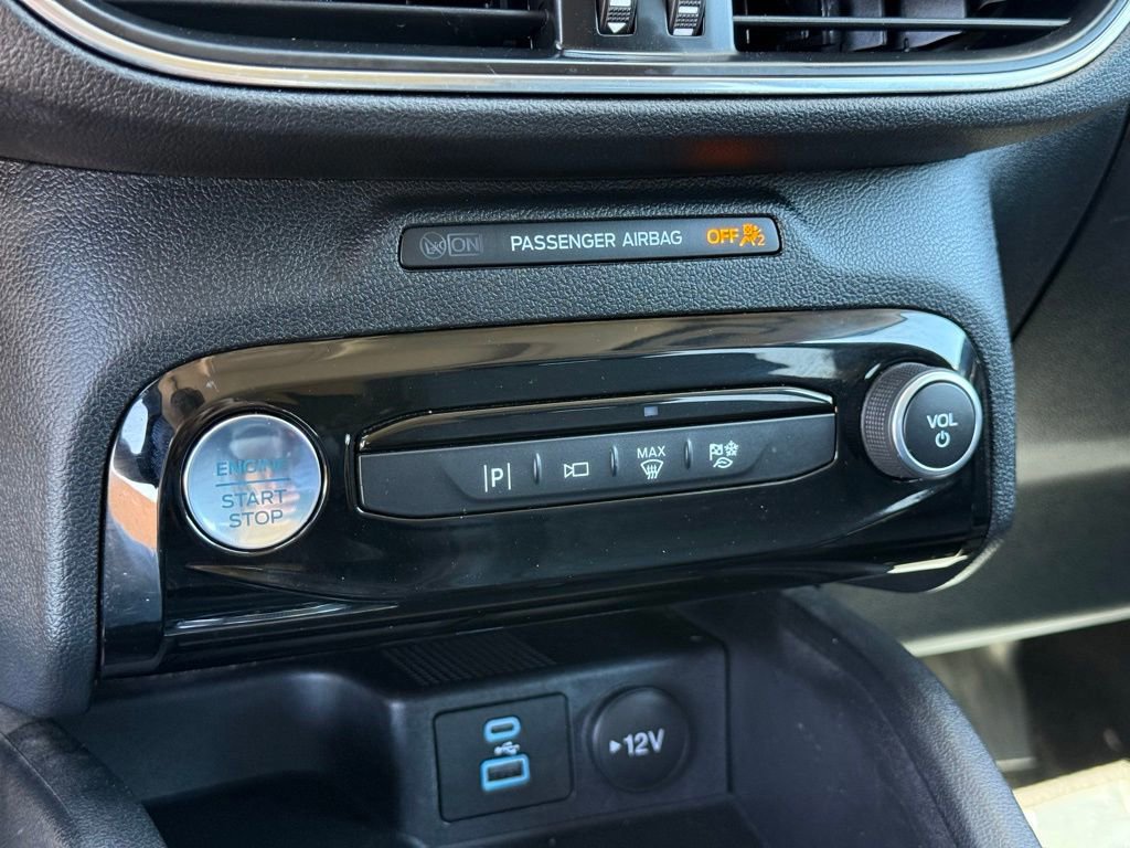 Certified 2023 Ford Escape Platinum w/ Premium Technology Package image 10