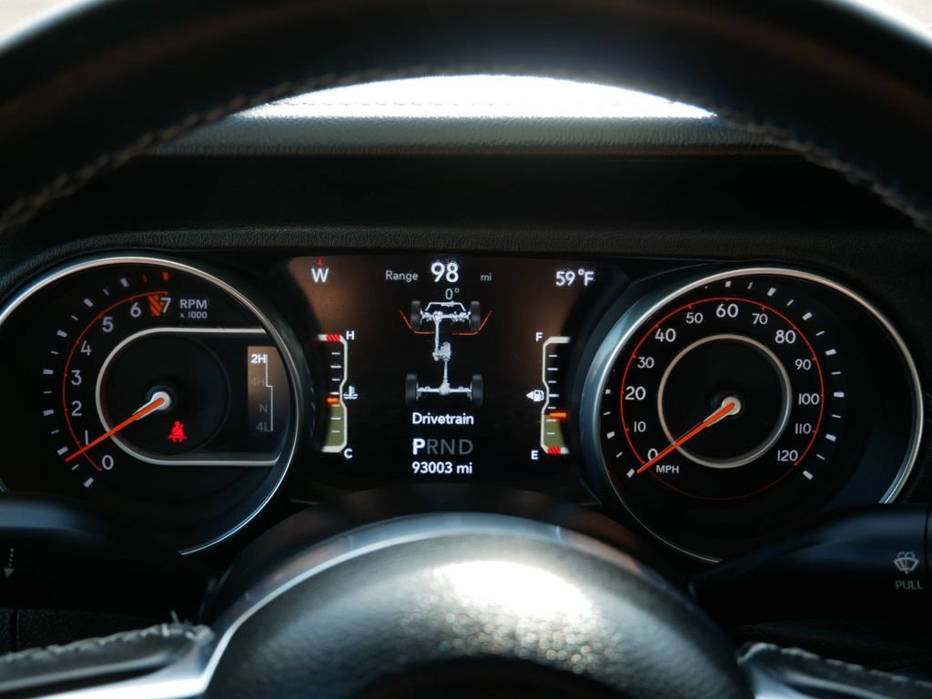 Used 2018 Jeep Wrangler Unlimited Sahara image 22