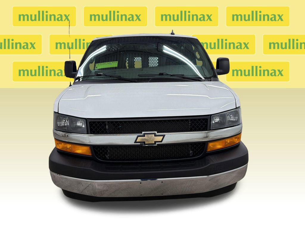 Used 2024 Chevrolet Express 2500 w/ Driver Convenience Package RWD image 28