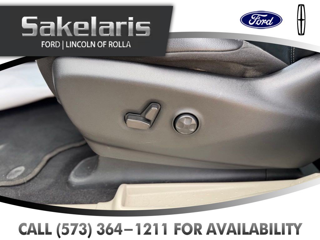 Used 2022 Chrysler Pacifica Touring-L FWD image 14