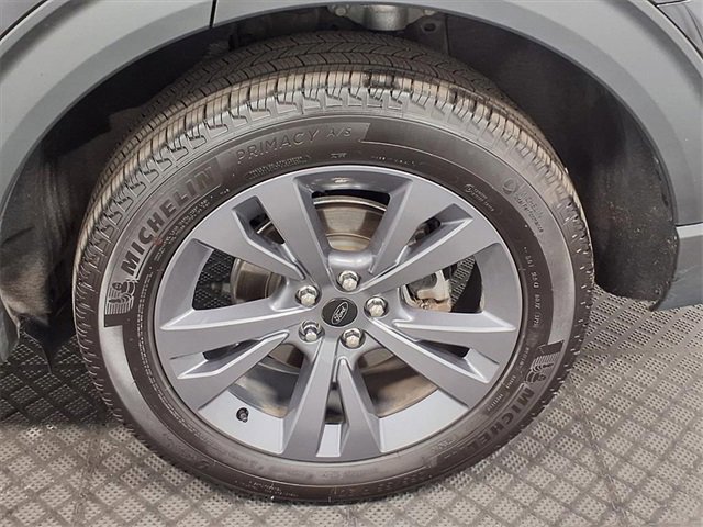 Certified 2023 Ford Explorer XLT w/ Equipment Group 202A image 30