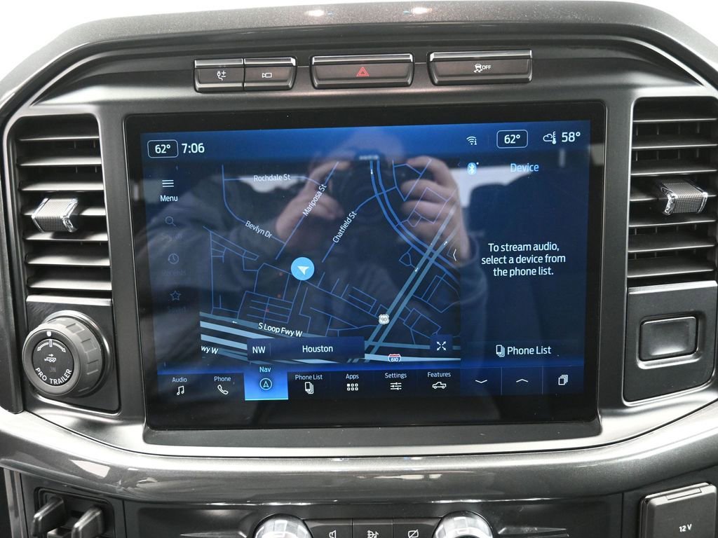 Certified 2022 Ford F150 XLT w/ Equipment Group 302A High image 4