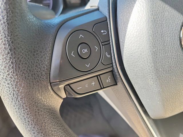 Used 2020 Toyota Camry LE FWD image 22