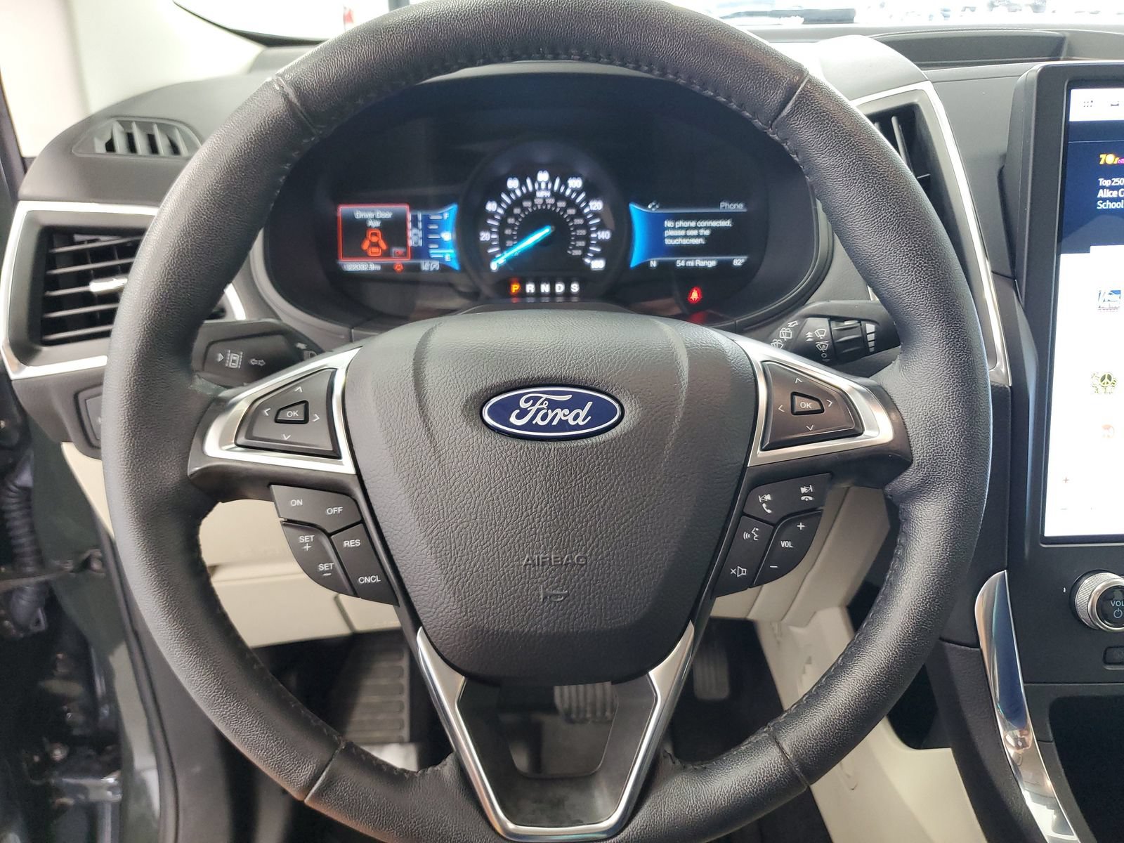 Certified 2024 Ford Edge Titanium AWD/4WD image 17