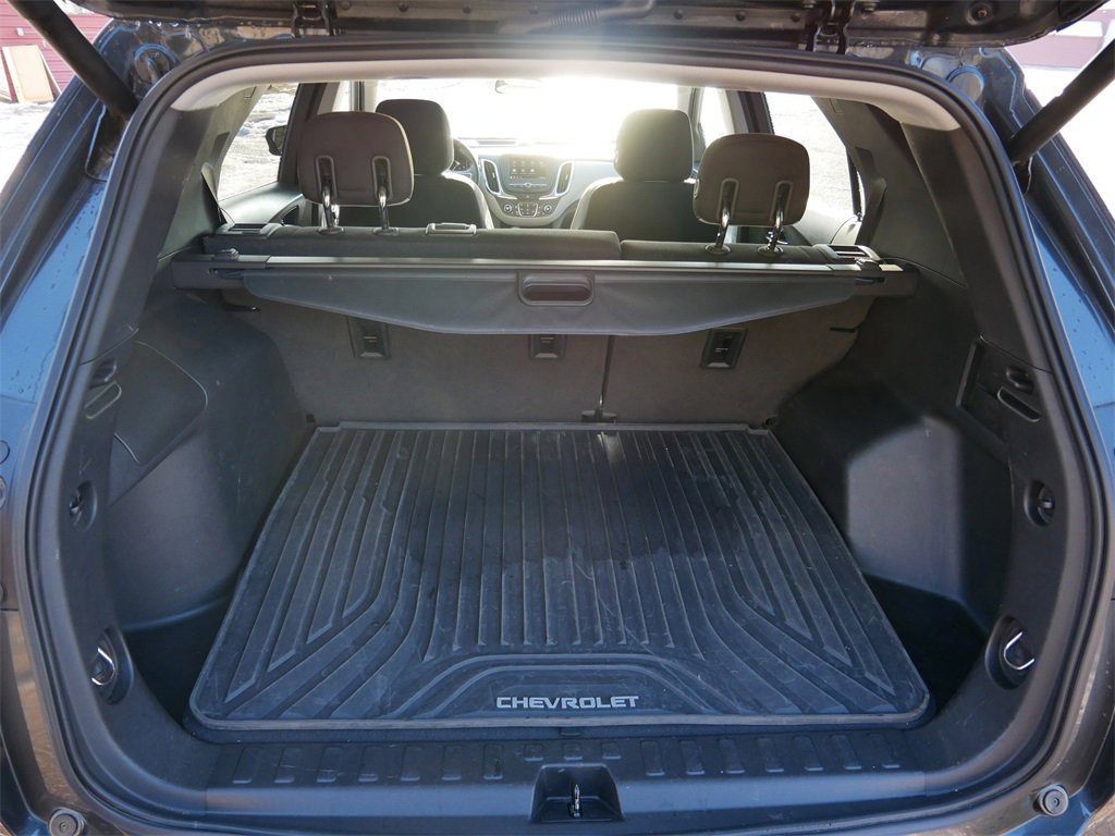 Used 2020 Chevrolet Equinox LT w/ Driver Convenience Package image 10