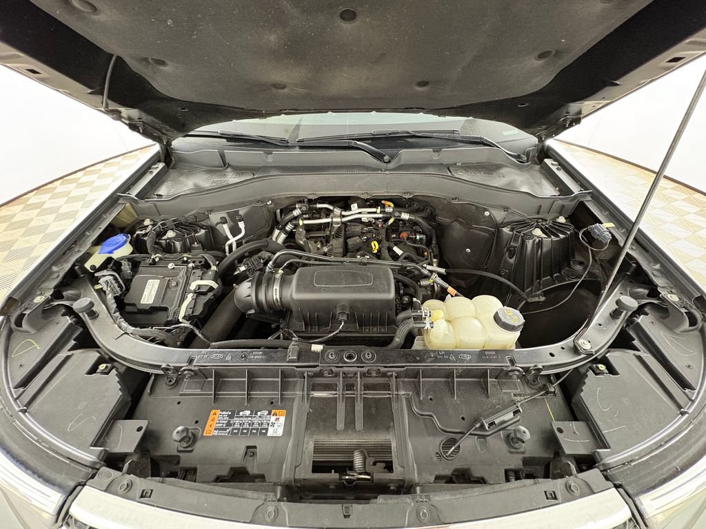 Certified 2022 Ford Explorer XLT RWD image 33
