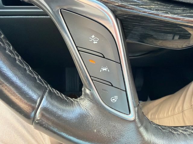 Used 2020 Cadillac XT5 Premium Luxury w/ LPO, Floor Liner Package AWD/4WD image 14