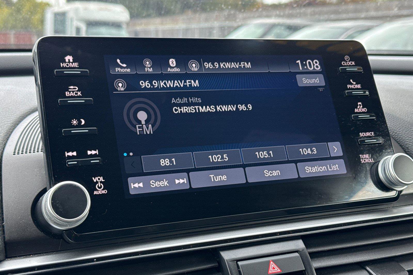 Used 2022 Honda Accord Sport image 13