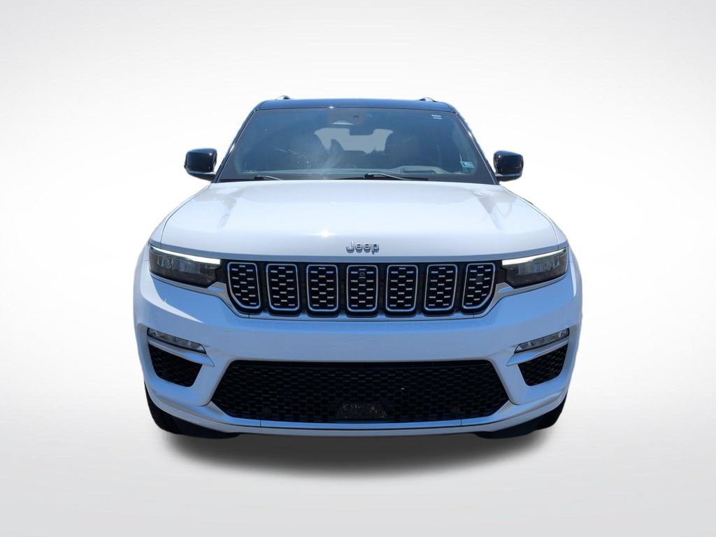 Used 2023 Jeep Grand Cherokee Summit AWD/4WD image 11