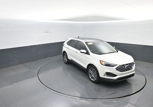 Certified 2024 Ford Edge Titanium AWD/4WD image 16