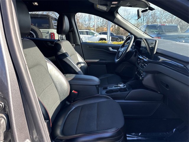 Certified 2023 Ford Escape ST-Line w/ Tech Pack #1 image 33