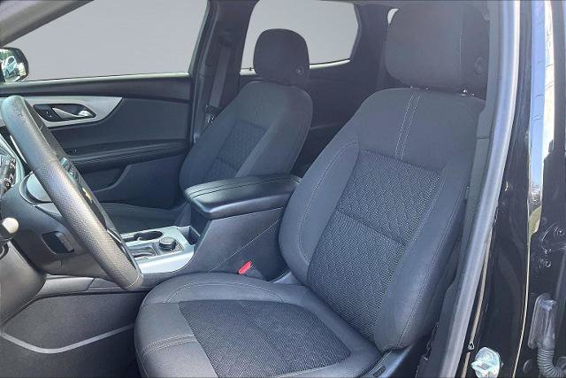 Used 2022 Chevrolet Blazer LT w/ Midnight/Sport Edition FWD image 25