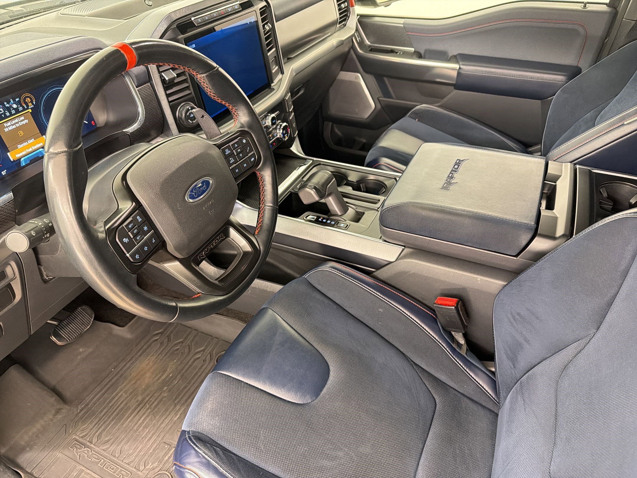 Certified 2021 Ford F150 Raptor w/ Raptor 37 Performance Package image 4