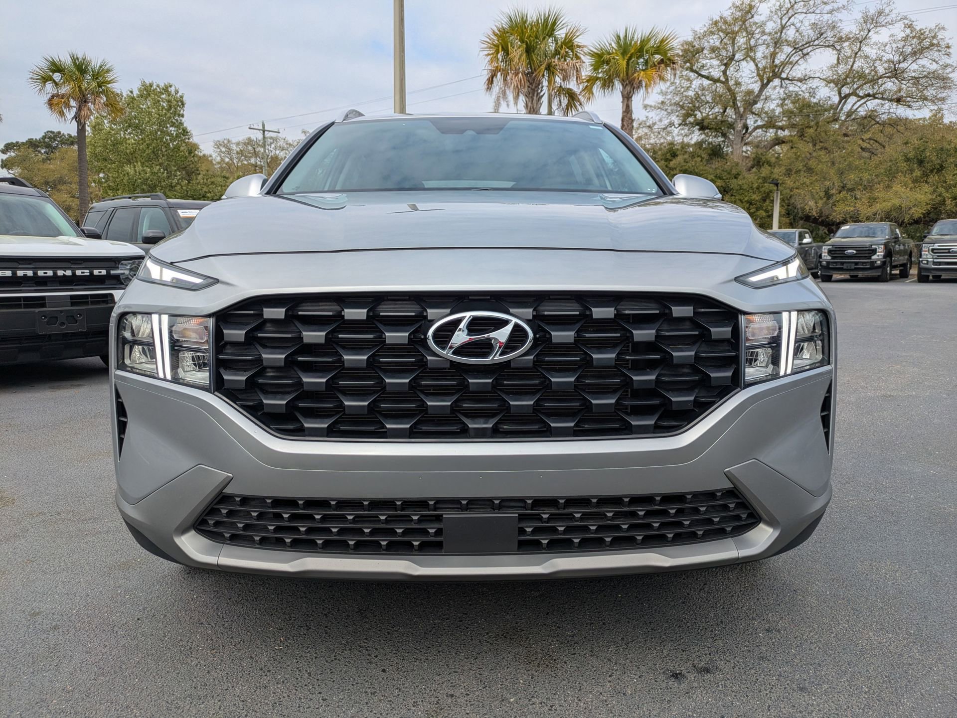 Used 2023 Hyundai Santa Fe SEL AWD/4WD image 9