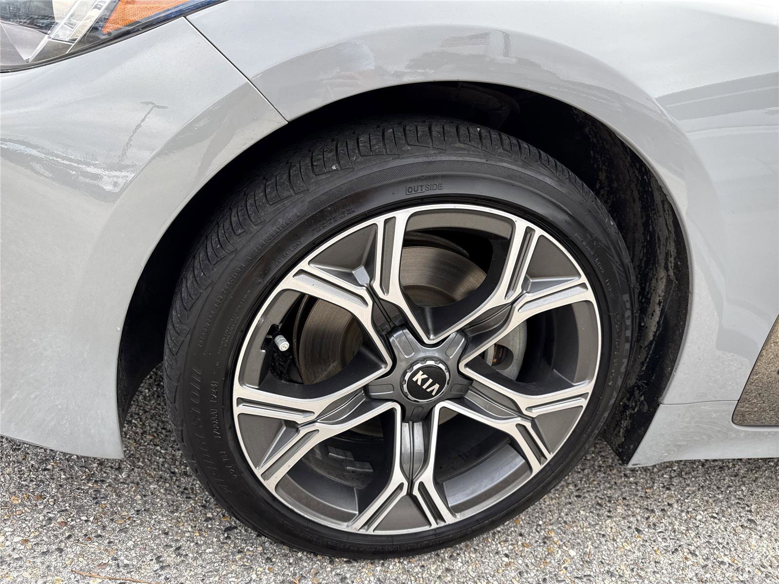 Used 2021 Kia Stinger GT-Line image 32