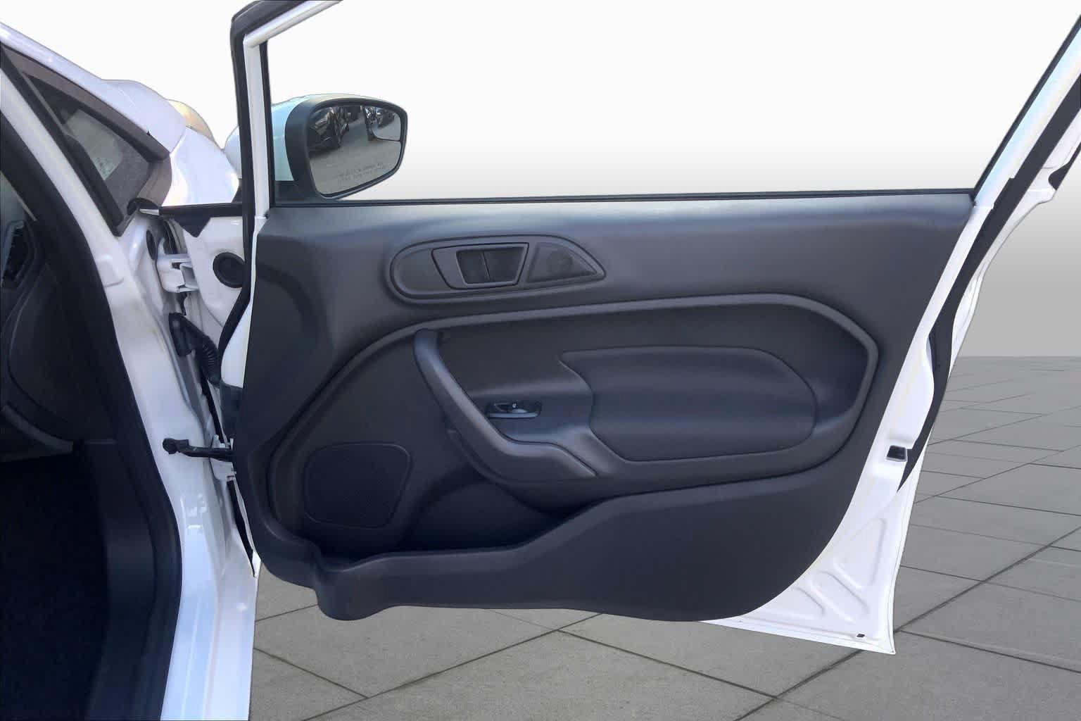 Certified 2019 Ford Fiesta SE FWD image 23