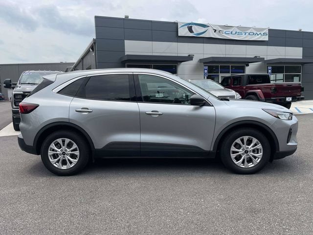 Certified 2024 Ford Escape Active FWD image 3